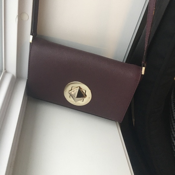 Kate Spade Purse- Excellent Condition - Picture 2 of 7